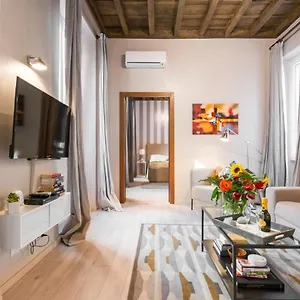 Living Rhome-spanishsteps Roma